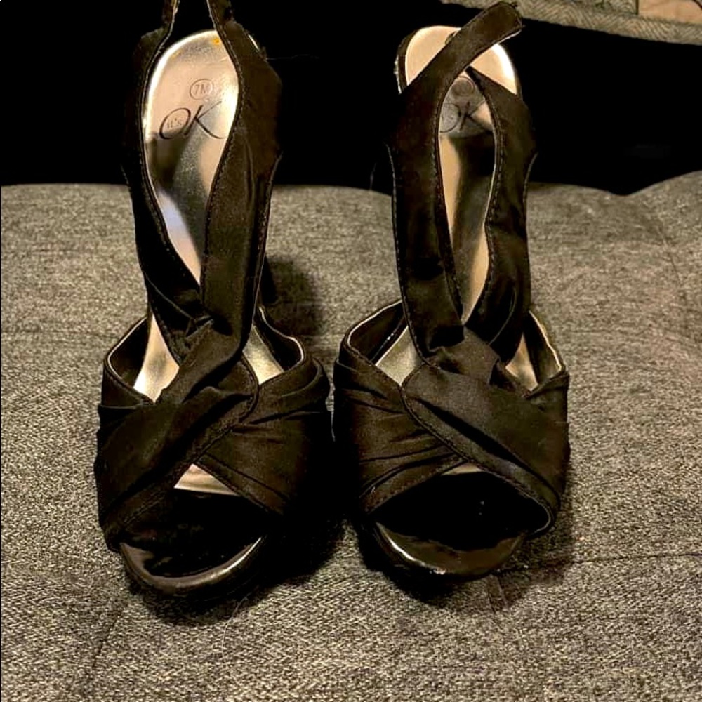 Black high skinny heel
